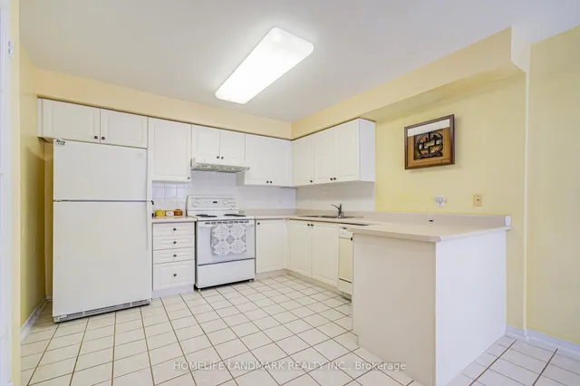 Additional image 10 of 83 Mondeo Dr Unit 212