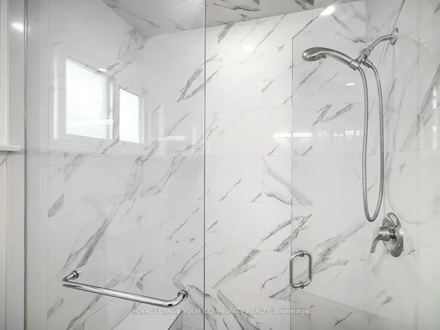 Additional image 14 of 46 Fontainbleau Dr