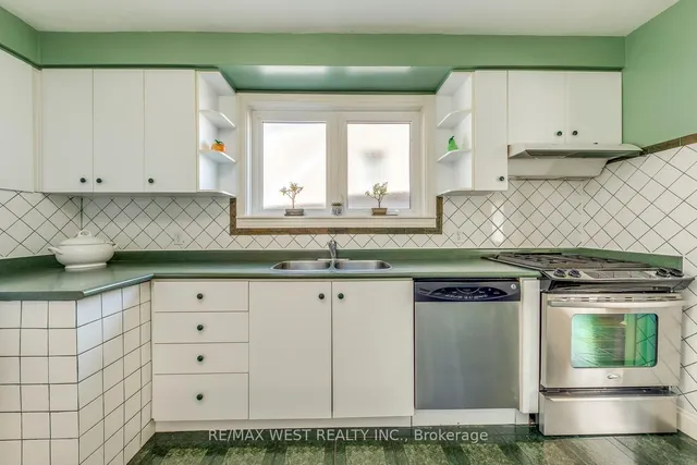 Additional image 8 of 66 Prince Charles Dr