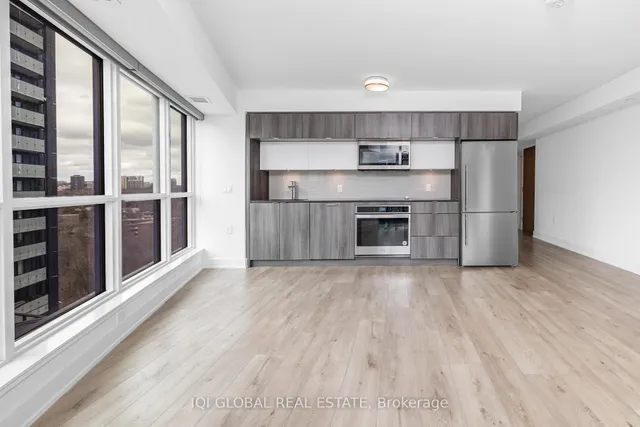 Additional image 14 of 585 Bloor St Unit 922