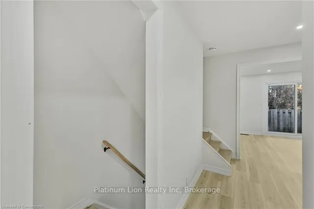 Additional image 18 of 1420 Garth St Unit 5