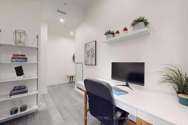 Additional image 33 of 75 The Donway West N/A Unit 710