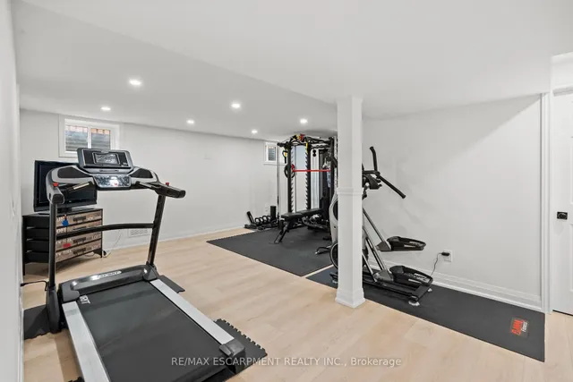 Additional image 37 of 2159 Belgrave Crt