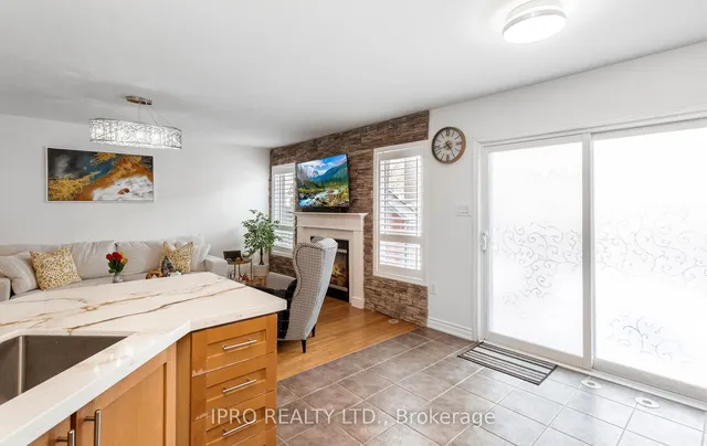 Additional image 22 of 795 Howden Cres