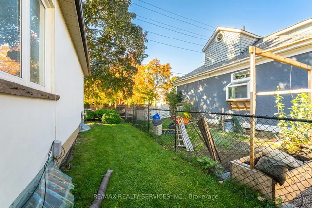 Additional image 44 of 18 Wellington St