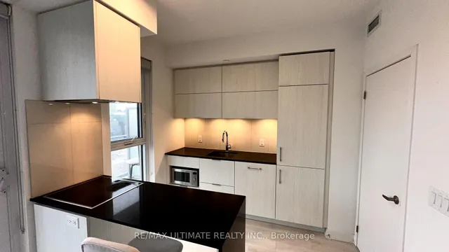 Additional image 13 of 15 Lower Jarvis St Unit 1911