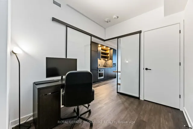 Additional image 17 of 55 Charles St Unit 4204