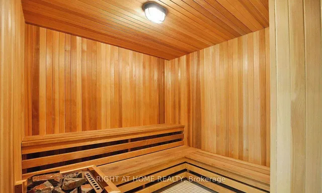 Additional image 10 of 55 Eglinton Ave Unit 310