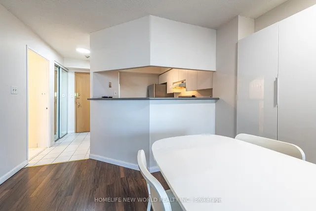 Additional image 26 of 24 Wellesley St Unit 2112