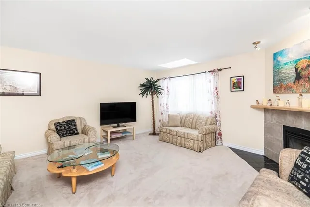 Additional image 9 of 26 Moss Blvd Unit 32