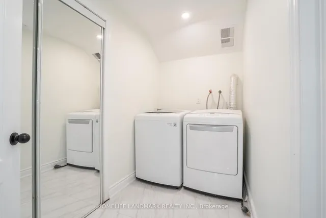 Additional image 31 of 36 Frontenac Cres