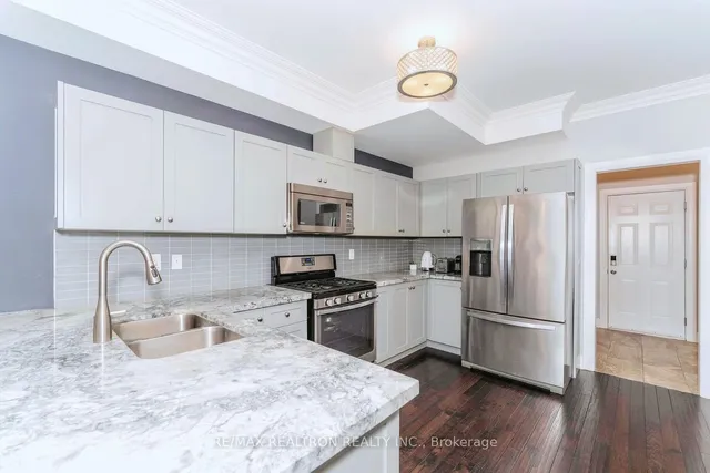 Additional image 7 of 2833 St. Clair Ave