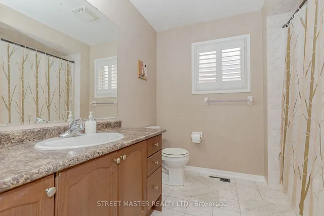 Additional image 36 of 72 Newington Cres