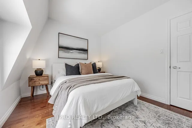 Additional image 22 of 22 Queensdale Ave