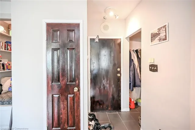 Additional image 22 of 36 James St Unit 905