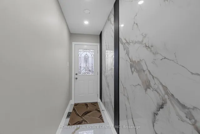 Additional image 6 of 11 Jason Sq