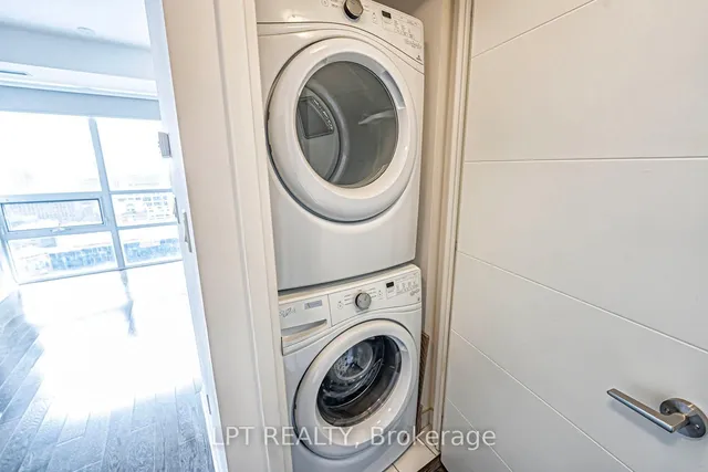 Additional image 20 of 460 Adelaide St Unit 2112