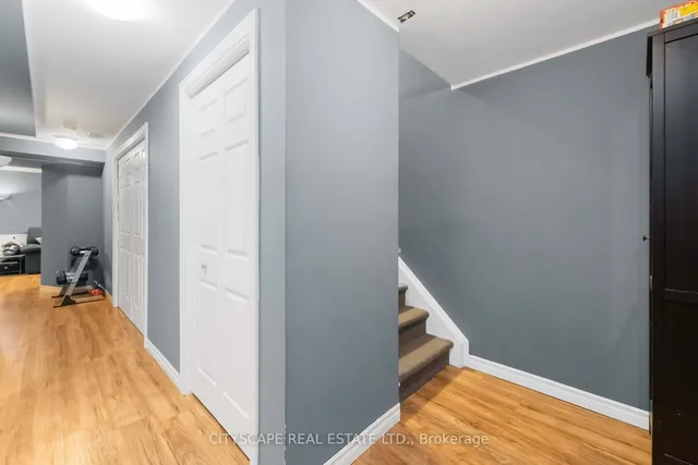 Additional image 31 of 76 Frances Ave Unit 14