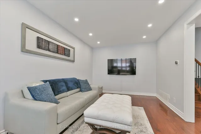 Additional image 10 of 12 Sundance Cres