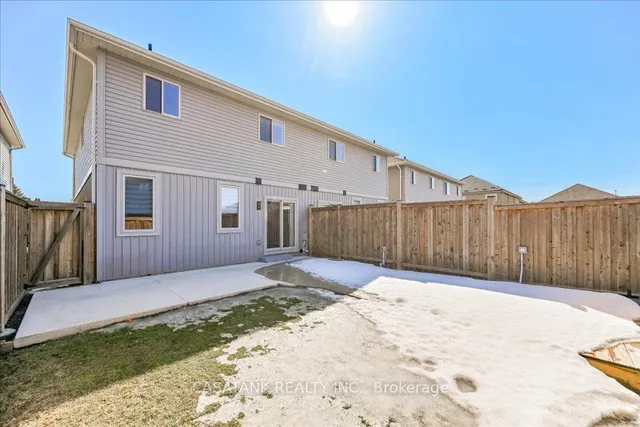 Additional image 37 of 103 Springvalley Cres