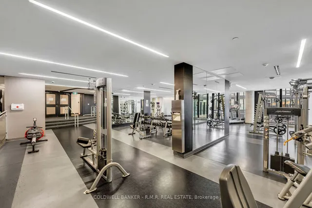 Additional image 34 of 49 East Liberty St Unit 2601