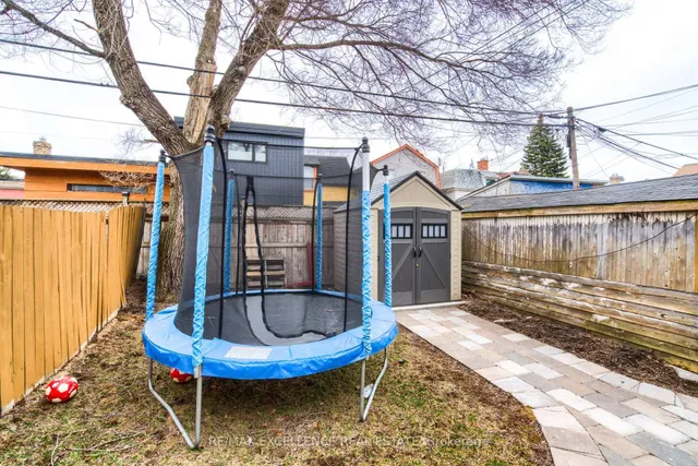 Additional image 25 of 663 Jane St