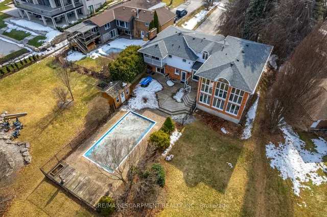 Additional image 48 of 887 MONTGOMERY Dr