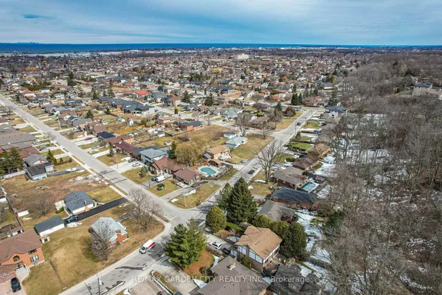 Additional image 31 of 122 Pine Dr