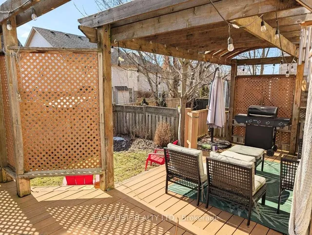 Additional image 40 of 12 Strathroy Cres