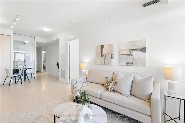 Additional image 14 of 10 Gibbs Rd Unit PH1009