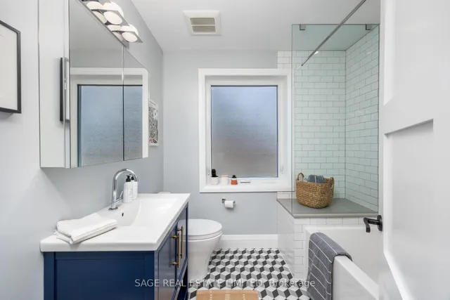 Additional image 34 of 481 Glenlake Ave