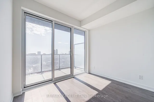 Additional image 21 of 5 Defries St Unit 1704