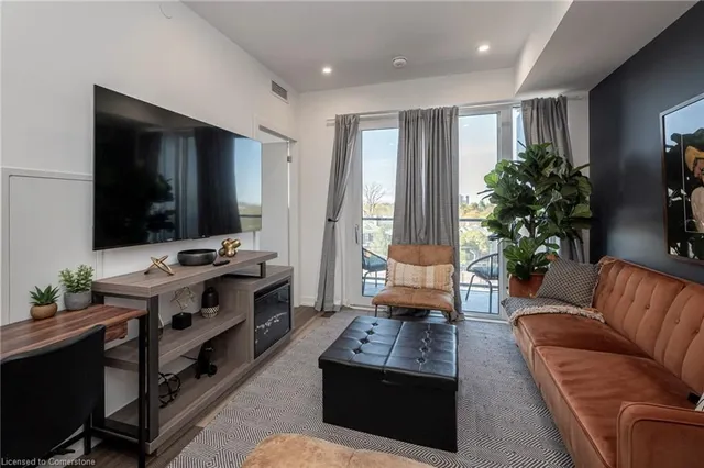 Additional image 9 of 5 Wellington St Unit 411