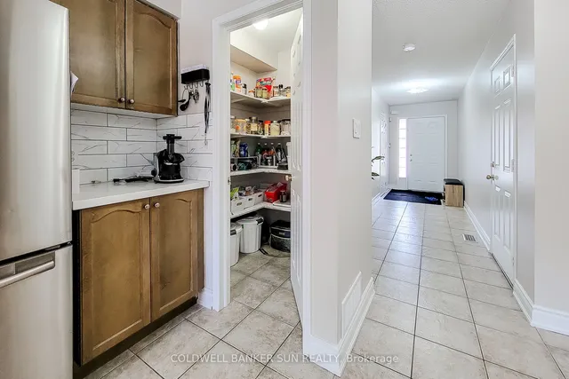 Additional image 20 of 112 Meadow Wood Cres