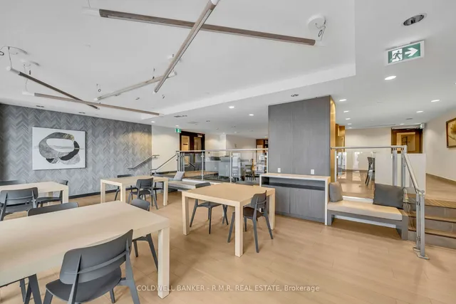 Additional image 32 of 49 East Liberty St Unit 2601