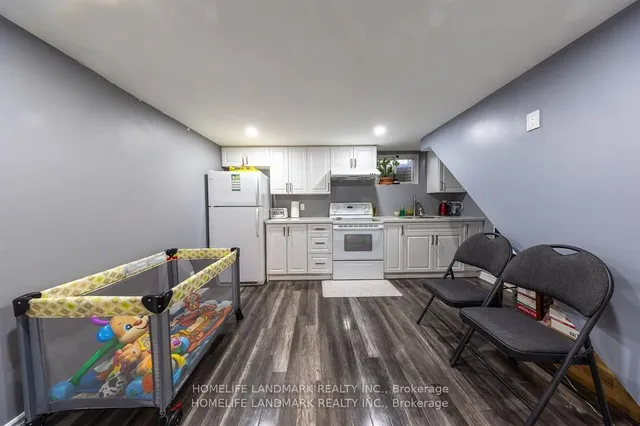 Additional image 14 of 103 Oakley Blvd