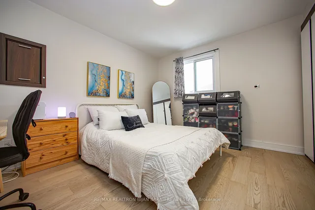 Additional image 25 of 66 Moore Park Ave