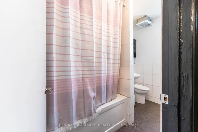 Additional image 18 of 174 East 24th St