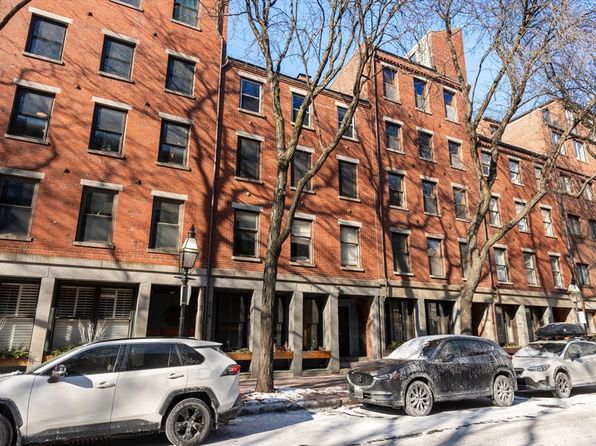158 Commercial St APT 5, Boston, MA 02109