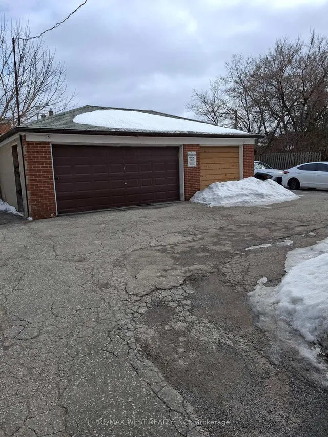 Additional image 5 of 2607-2609 Keele St