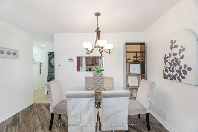 Additional image 6 of 70 Corby Cres