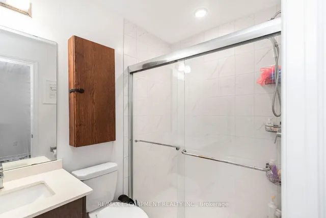 Additional image 25 of 575 Woodward Ave Unit 24