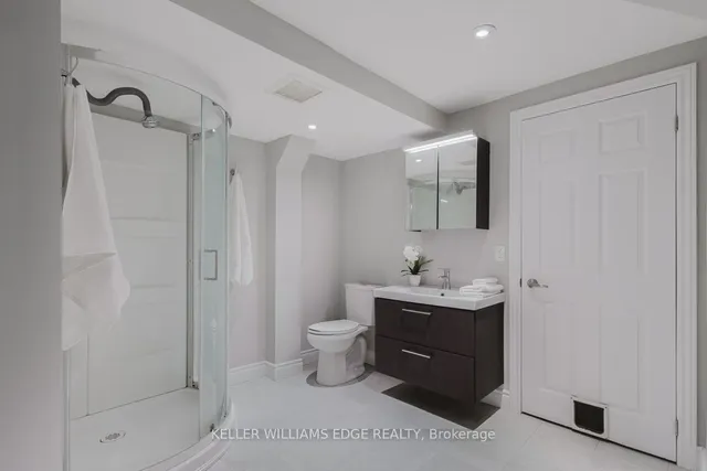 Additional image 34 of 1462 Paddington Crt