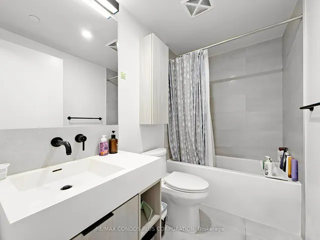 Additional image 7 of 108 Peter St Unit 720