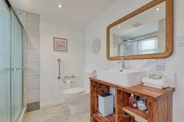 Additional image 15 of 105 Runnymede Rd