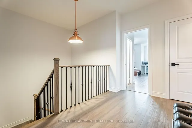 Additional image 34 of 266 Humphrey St