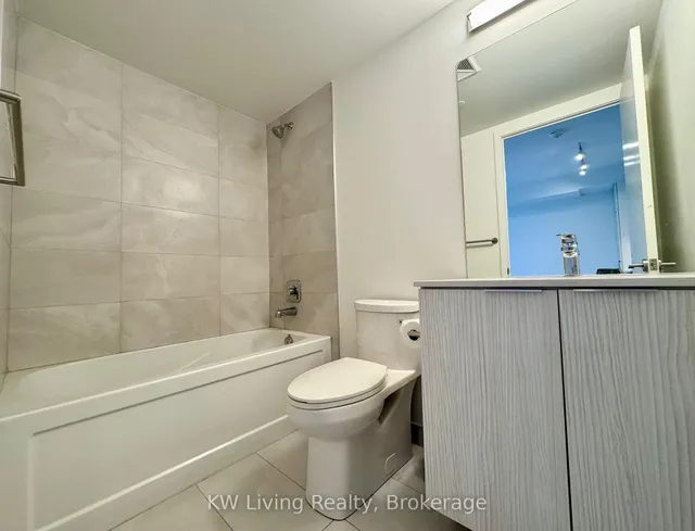 158 Front St Unit 517