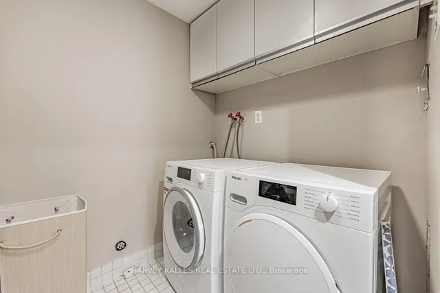 Additional image 16 of 447 Walmer Rd Unit PH09