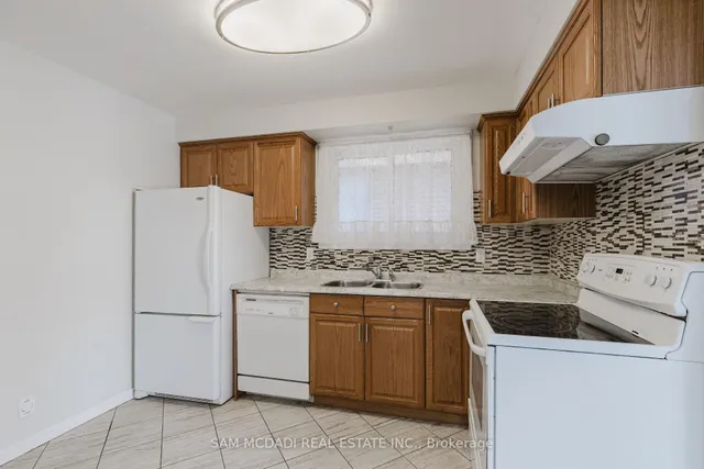 Additional image 8 of 319 Weir St