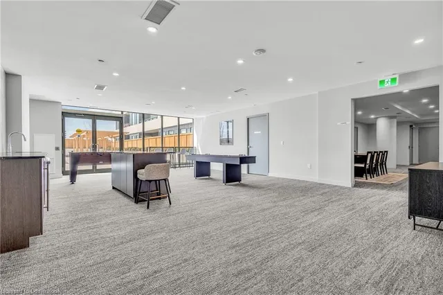 Additional image 35 of 859 The Queensway Unit 412